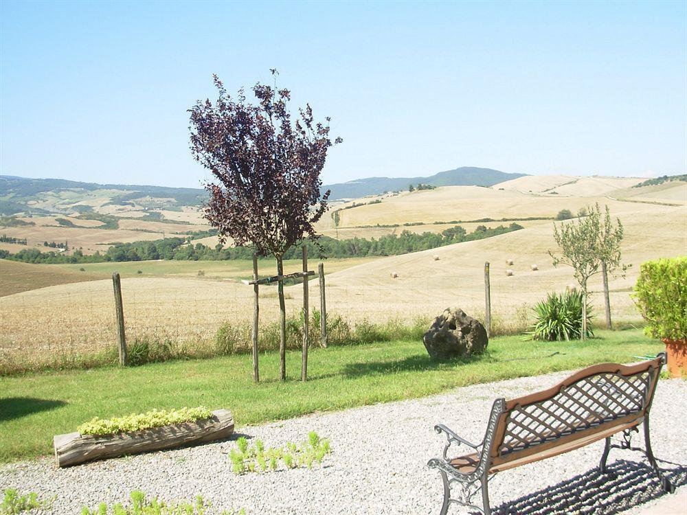 Гостевой дом Agriturismo Sant' Ansano Кастильоне-д'Орчия Экстерьер фото