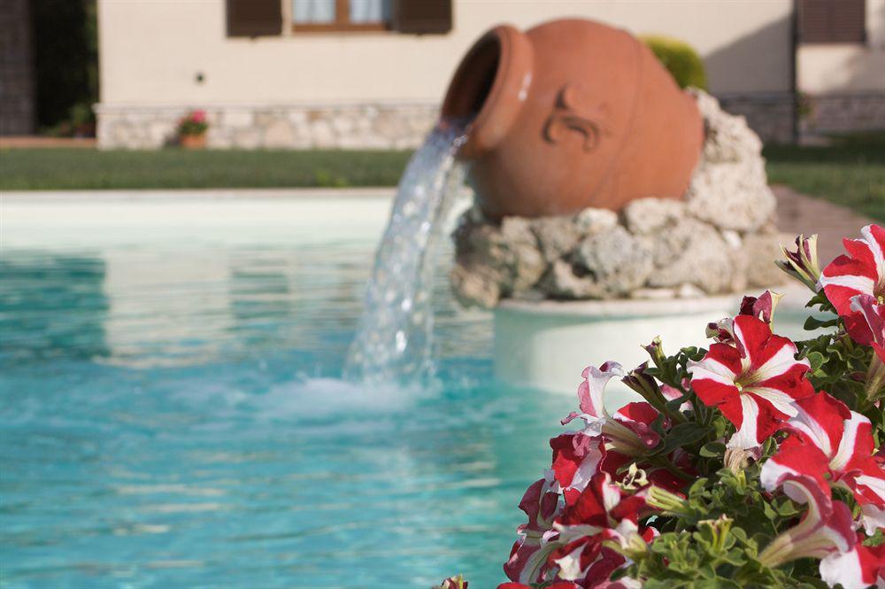 Гостевой дом Agriturismo Sant' Ansano Кастильоне-д'Орчия Экстерьер фото